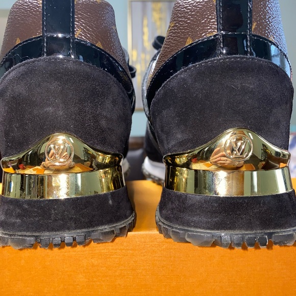 SOLD Louis Vuitton Women’s Tennis Shoes: BRAND NEW - Picture 4 of 7